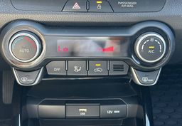 Zunanja slika - KIA Stonic - 1.0 T-GDi LX Urban ISG - 19 - Predogledna slika