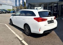 Zunanja slika - Toyota Auris - TS 1.4 D-4D Luna - 4 - Predogledna slika