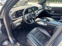 Notranja slika - Mercedes-Benz GLE-Razred - Mercedes-Benz - 7 - Predogledna slika