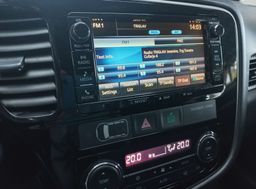 Zunanja slika - Mitsubishi Outlander - 2.2 DI-D 4WD INTENSE+ 7 sed. - 14 - Predogledna slika