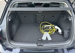 Zunanja slika - VW Golf - 1.4 TSI DSG PHEV Style 110  150 - 11 - Predogledna slika