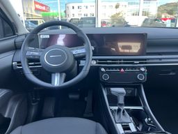 Notranja slika - Hyundai Tucson - 1,6 T-GDI STYLE / MHEV, 18'', Winter, Radar, LED - 5 - Predogledna slika