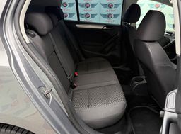 Zunanja slika - VW Golf - 1.6 TDI DPF Trendline 66  90  REDNO SERVIS... - 16 - Predogledna slika