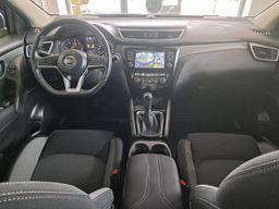 Notranja slika - Nissan Qashqai - 4WD 1,6 dCi Tekna - 4 - Predogledna slika