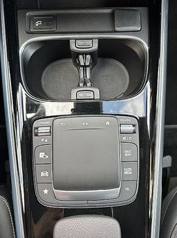 Zunanja slika - Mercedes-Benz GLB-Razred - GLB 200d-AVT.-MULTIBEAM LED-WIDESCREEN-18COL-NAVI - 15 - Predogledna slika