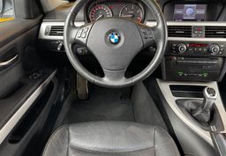 Zunanja slika - BMW Serija 3 - : 318d LCI-STREŠNO OKNO-GRETJE-NAVI-PDC... - 12 - Predogledna slika