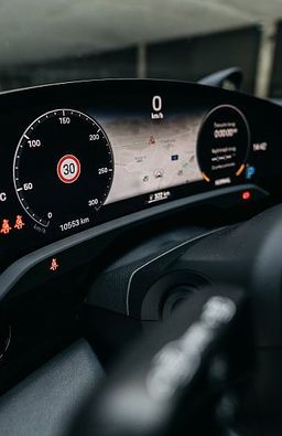 Zunanja slika - Porsche Taycan Sport Turismo - 21 COL Pano Zračno vzmetenje BOSE Radar - 14 - Predogledna slika