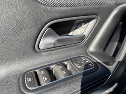 Zunanja slika - Mercedes-Benz A-Razred - A 220 d AMG Line Avt. - 3 - Predogledna slika