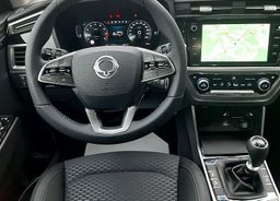 Zunanja slika - KG Mobility Korando - 1.5 T-GDI 110 kW Smart M T - 8 - Predogledna slika