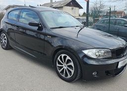 Zunanja slika - BMW Serija 1 - : 118d 143ks °M-PAKET° °STREŠNO OKNO° °XENON° - 8 - Predogledna slika