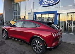 Zunanja slika - Ford Mustang Mach-e - 76kWh 198kW samodejni AWD - SLO -jamstvo - 6 - Predogledna slika