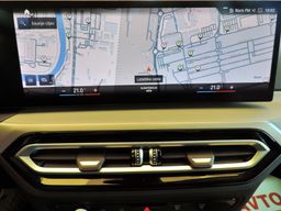 Zunanja slika - BMW Serija 3 - 2.0i Avt. NOVI MODEL-USNJE-KAMERA-LED-MRTVI KOT… - 18 - Predogledna slika
