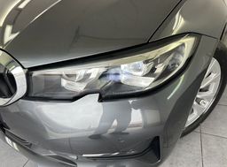 Zunanja slika - BMW Serija 3 - Touring: 318d Touring Luxury.NEMŠKI+4ALU.KAMERA.NAVI.ACC - 2 - Predogledna slika