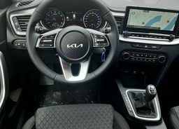 Zunanja slika - KIA Ceed - SW 1.5 T-GDi LX Champion+ ISG. M T 103 kW - 9 - Predogledna slika