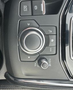 Zunanja slika - Mazda CX-5 - CD175-AWD-REVOLUTION-HEADUP-PANO-RADAR-USNJE - 18 - Predogledna slika