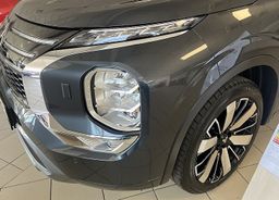 Zunanja slika - Mitsubishi Outlander - 2.4 PHEV INSTYLE NA ZALOGI - 16 - Predogledna slika