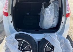 Zunanja slika - Renault Scénic - Grand Scenic Bose Edition dCi 130 - XENON - PDC+KAM - NAVI - 11 - Predogledna slika