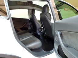 Zunanja slika - Tesla Model Y - Long Range All-Wheel Drive - 11 - Predogledna slika