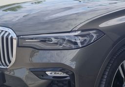 Zunanja slika - BMW X7 - serija : xDrive40d - 5 - Predogledna slika