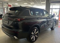 Zunanja slika - Mitsubishi Outlander - 2.4 PHEV INSTYLE NA ZALOGI - 5 - Predogledna slika