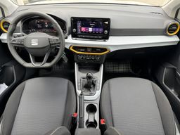 Zunanja slika - Seat Arona - 1.0 TSI 115KM HOLA SLO poreklo 1.LASTNIK ODLIČNA - 13 - Predogledna slika