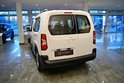 Zunanja slika - Peugeot Rifter - 1.5 BlueHDI 131KM NAVI-PDC-APP CONNECT-VELIKI SERV - 3 - Predogledna slika