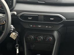 Zunanja slika - Dacia Sandero - 1.0 TCe 100 Essential - 15 - Predogledna slika