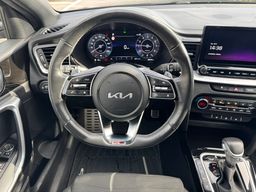 Notranja slika - KIA Ceed - KIA - 8 - Predogledna slika