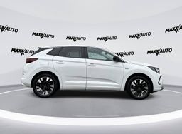 Zunanja slika - Opel Grandland X - 1.5 D AUT ULTIMATE ACC MRTVI KOT GRETJE SED+VOLAN. - 4 - Predogledna slika