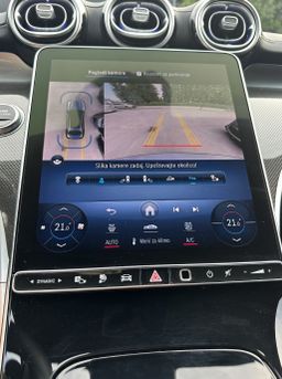 Zunanja slika - Mercedes-Benz C-Razred - C 300e AMG-KAM360-GRETJE SED+MEMORY-CARBON-NAVI... - 14 - Predogledna slika