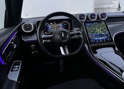 Zunanja slika - Mercedes-Benz GLC-Razred - 200 4MATIC AMG LINE-PANO-LANE-MEMORY-360-KAMERA - 7 - Predogledna slika