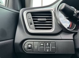 Zunanja slika - KIA Ceed - 1.0 T-GDI LX Champion+ ISG - 15 - Predogledna slika