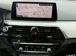 Zunanja slika - BMW Serija 5 - Touring: 530d-AUT-LED-110.000km-LIZING ZA TUJCE-4X KLIMA - 12 - Predogledna slika