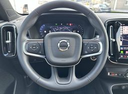 Zunanja slika - Volvo XC40 - B3P Plus Dark Avt. - 14 - Predogledna slika