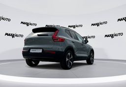 Zunanja slika - Volvo XC40 - B3P Plus Dark Avt - 5 - Predogledna slika