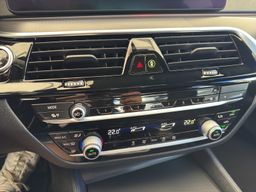 Zunanja slika - BMW Serija 5 - 540d xDrive Avt. - 11 - Predogledna slika