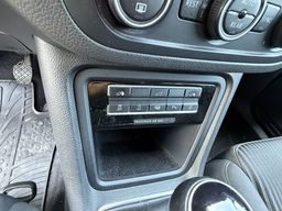 Notranja slika - Seat Alhambra - 2,0 TDI Ecomotive Style Advanced - 9 - Predogledna slika