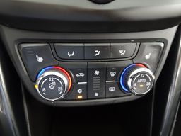 Notranja slika - Opel Zafira - 1.6 CDTI 99KW S S INNOVATION.7.SEDEŽEV.USNJE.NAVI. - 6 - Predogledna slika