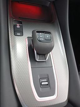 Zunanja slika - Nissan Qashqai - 1.3 DIG-T M.Hyb.158 2WD X-Tr. N-CONNECTA + 2COLOR - 12 - Predogledna slika