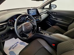 Zunanja slika - Toyota C-HR - 1.8 hibrid  HEV  C-ENTER Smart CVT - 4 - Predogledna slika