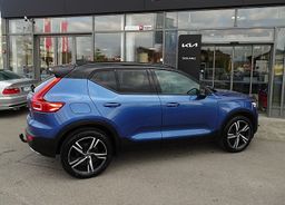 Zunanja slika - Volvo XC40 - D3 A AWD R-Design ODLIČNO OHRANJEN - 4 - Predogledna slika
