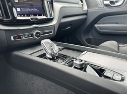 Zunanja slika - Volvo XC60 - B5 D Ultimate Dark AT AWD - 12 - Predogledna slika