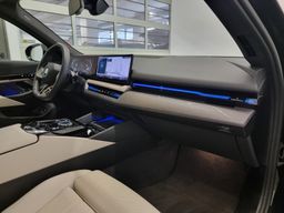 Zunanja slika - BMW Serija 5 - 540d xDrive Touring - 12 - Predogledna slika