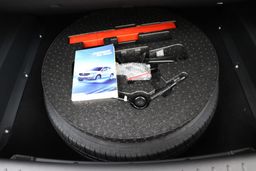 Notranja slika - Dongfeng Seres 3 - luxury 120kw - 54kWh - odprodaja novih vozil - 17 - Predogledna slika