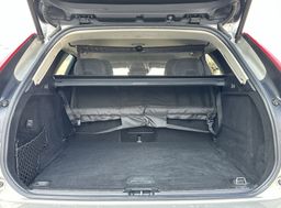 Zunanja slika - Volvo XC60 - B4 D AWD AUT Momentum - 13 - Predogledna slika