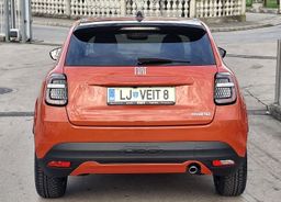 Zunanja slika - Fiat 600 - 1.2 T3 Hybrid DCT 110 LaPrima - 5 - Predogledna slika