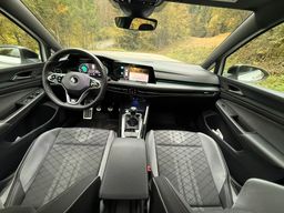 Notranja slika - VW - Golf Variant 1,5 TSI R-Line - 7 - Predogledna slika