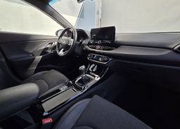 Zunanja slika - Hyundai i30 - 1.5 T-GDI MHEV PREMIUM SMART WINTER - 10 - Predogledna slika