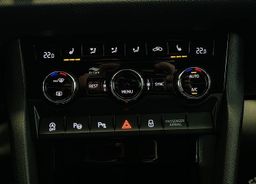 Zunanja slika - Škoda Kodiaq - 2.0TDI-190KM-DSG-4X4-FULLED-KAMERA-VEL-NAVI-TEMP- - 19 - Predogledna slika