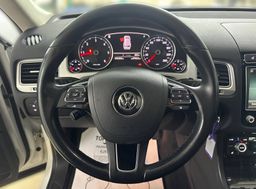 Zunanja slika - VW Touareg - V6 TDI 4MOTION BI-XENON NAVI TEMP MRTVI KOT KLJUKA - 15 - Predogledna slika